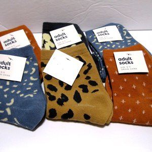 Women's Adult Crew Socks 6 Pair NWT
